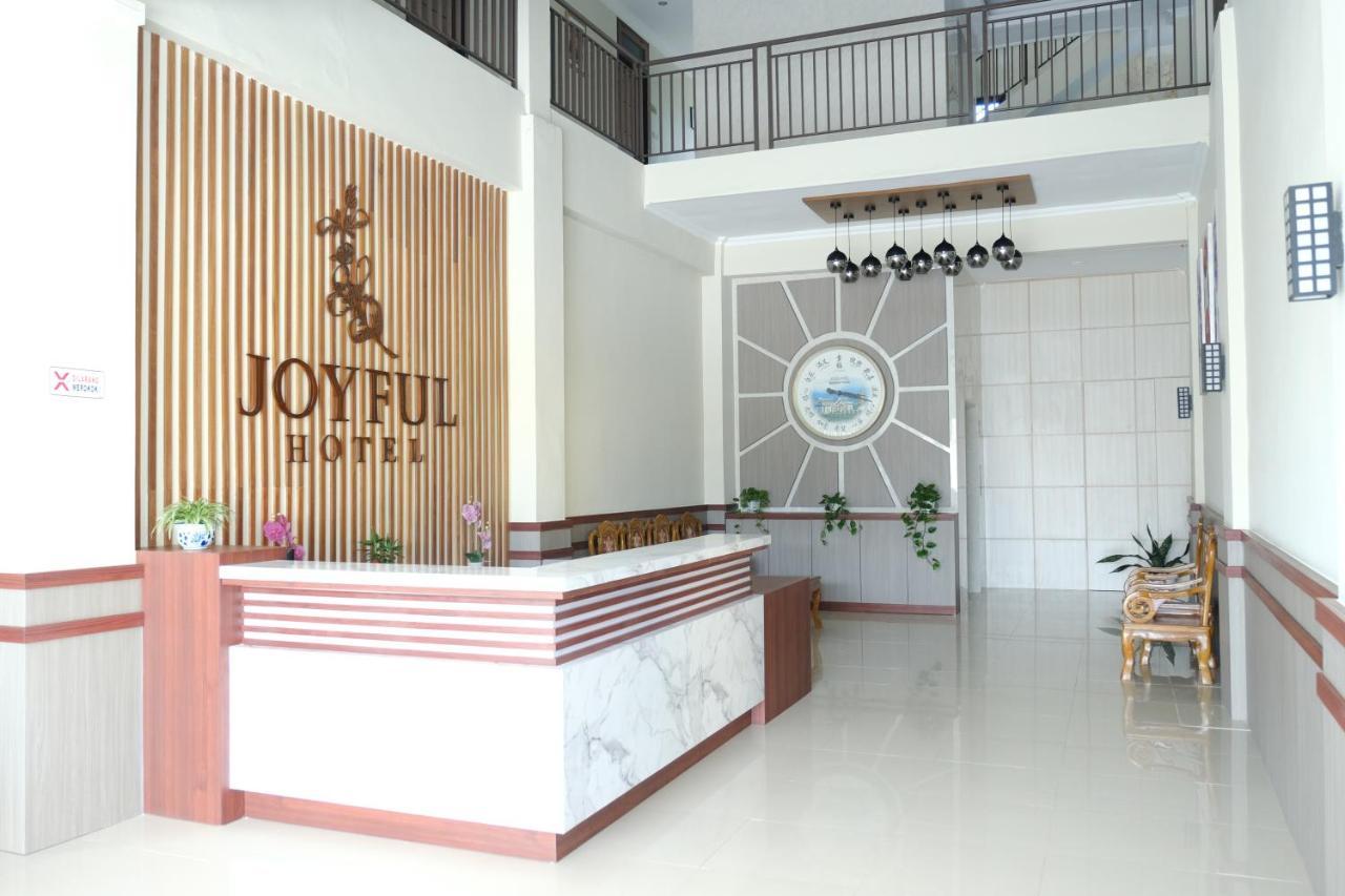 Joyful Hotel تانجونج باندان المظهر الخارجي الصورة
